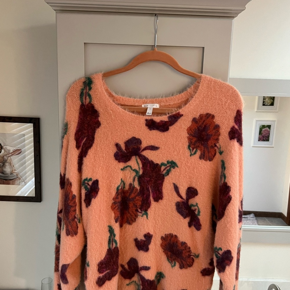 Ultra Soft - Leith Floral Sweater - Peach and Burgundy